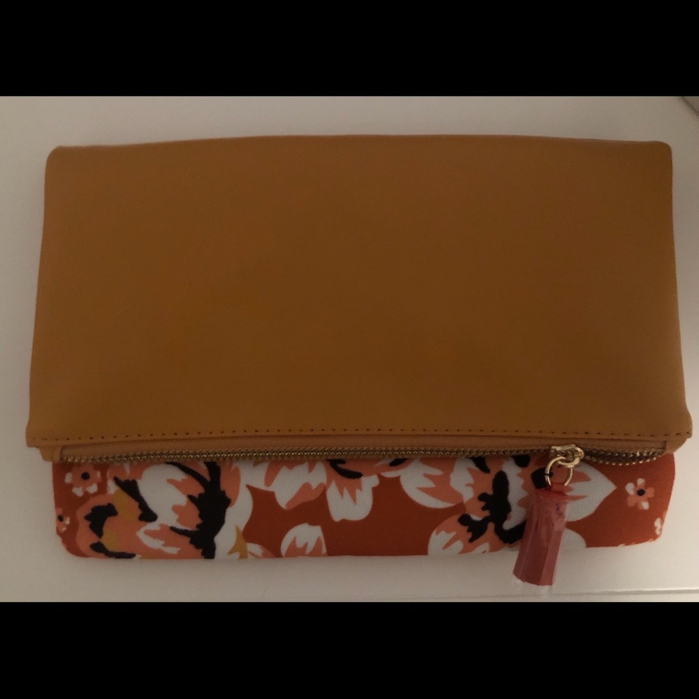 Clutch purse